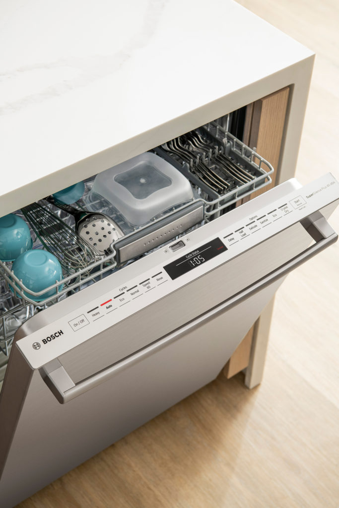 Are you looking for a new dishwasher for your home? The Bosch 800 Series dishwasher delivers sparkling clean dishes for your family.