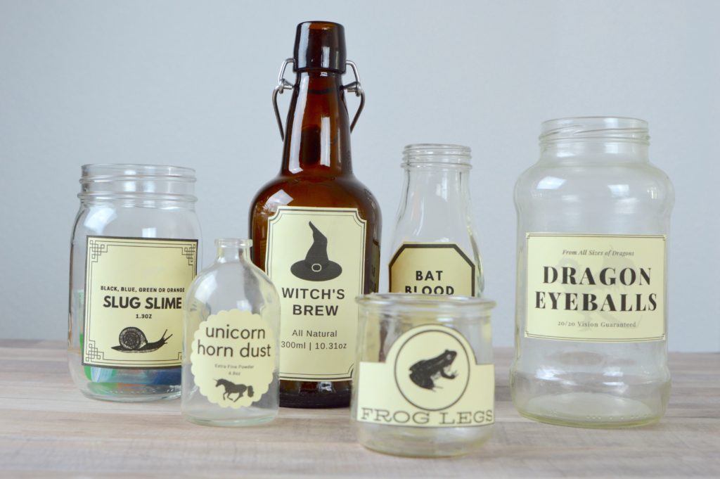 Add some fun to your Halloween decor with these DIY spooky potion bottles!  There’s also a free printable below so you can print your own potion labels!