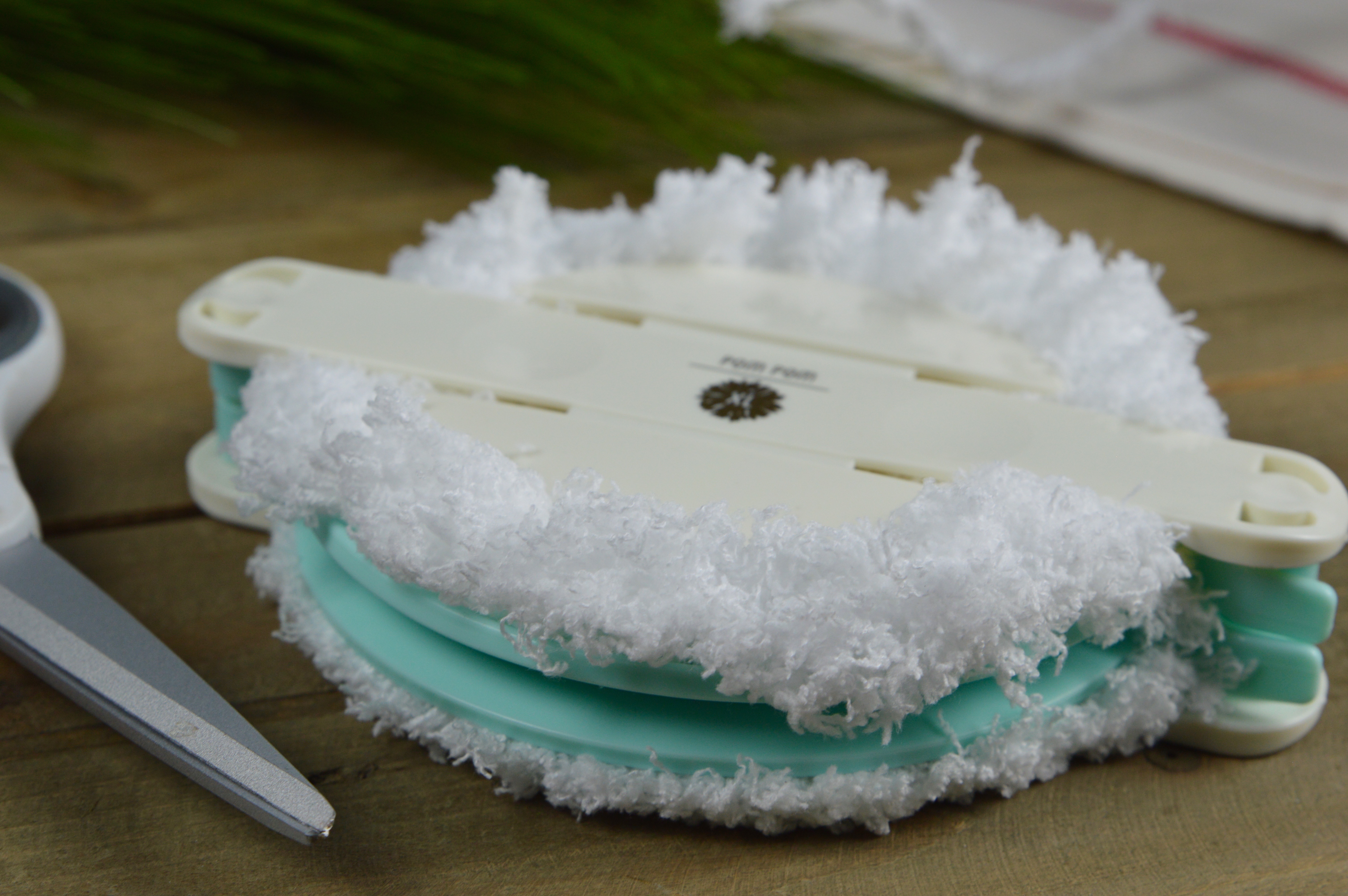 Create your own indoor snowballs with The Cynical Crafter