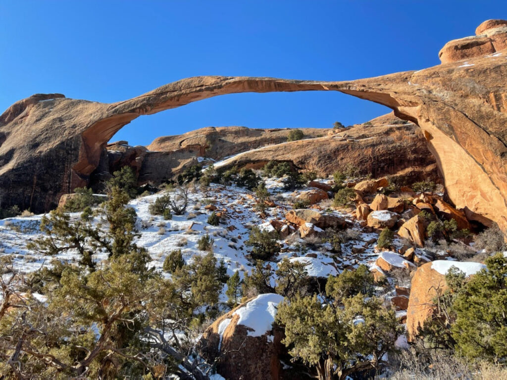 All the tips to help you have an amazing trip to Arches National Park in Utah. 