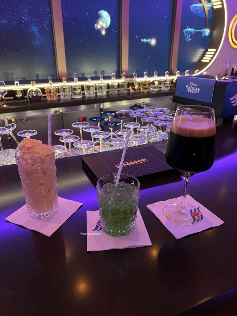 Disney Wish Star Wars Hyperspace Lounge