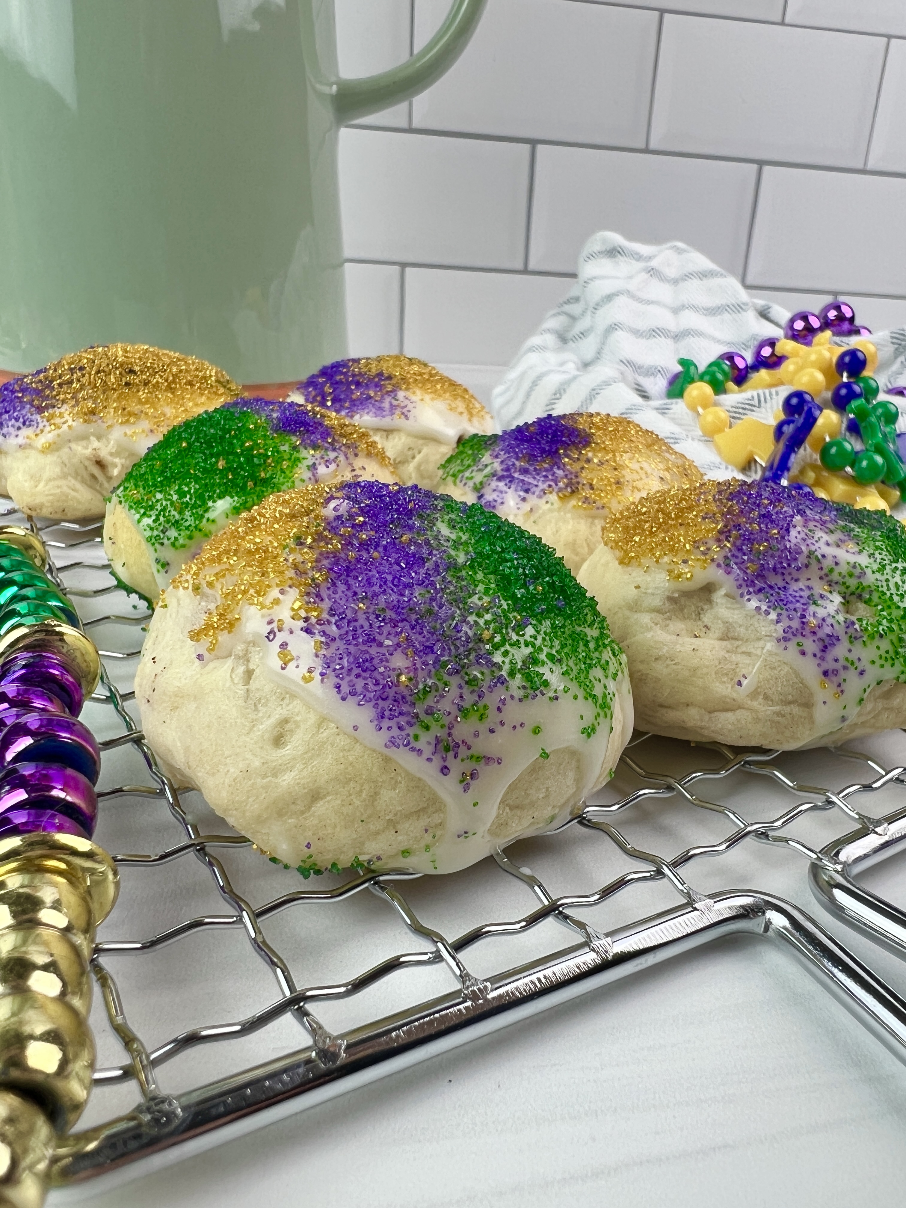 Mardi Gras King Cake Bites