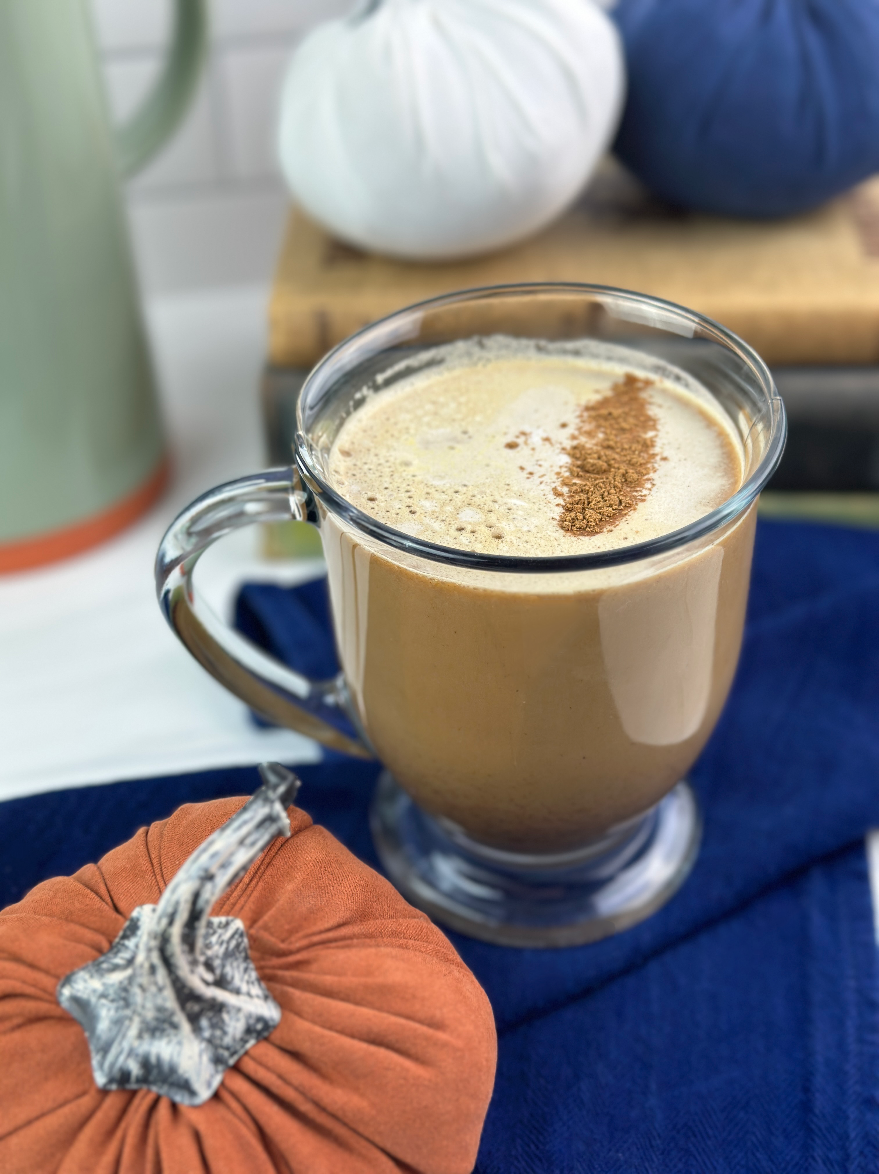 This pumpkin creme cold brew is a delicious autumn option. It is full of all the fall flavors you love including pumpkin, cinnamon, nutmeg, and clove.