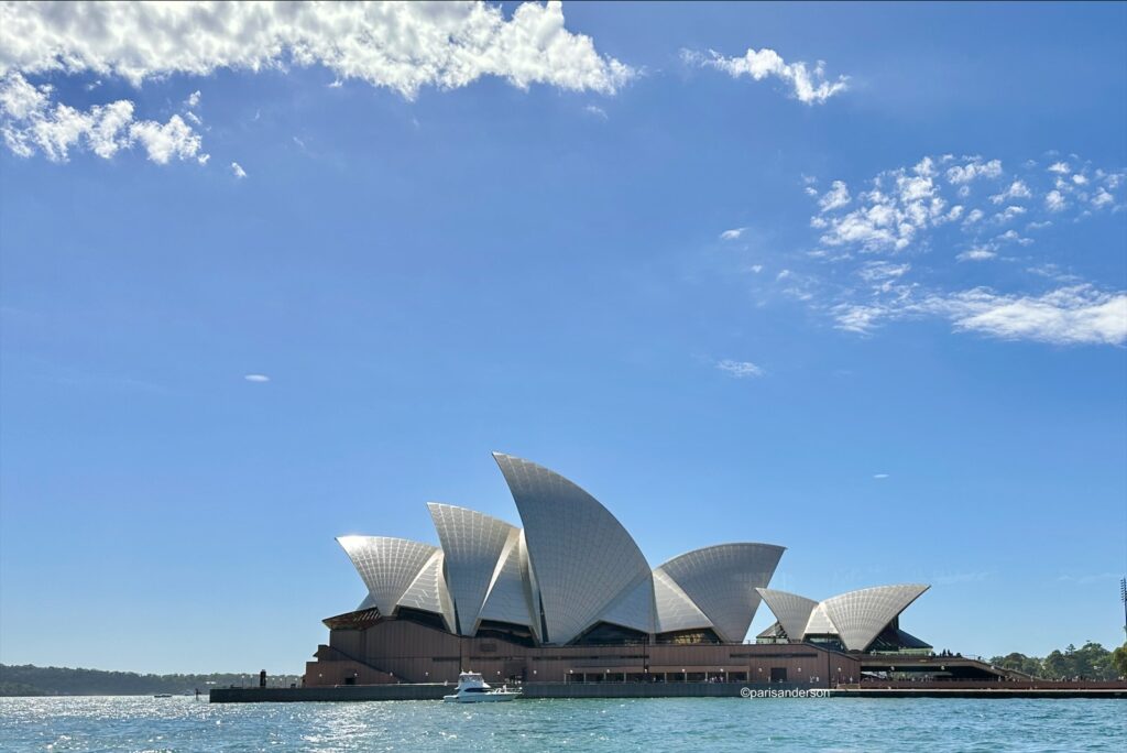Everything you need to know to have a wonderful 3 days in Sydney, Australia, and everything you need to see.
