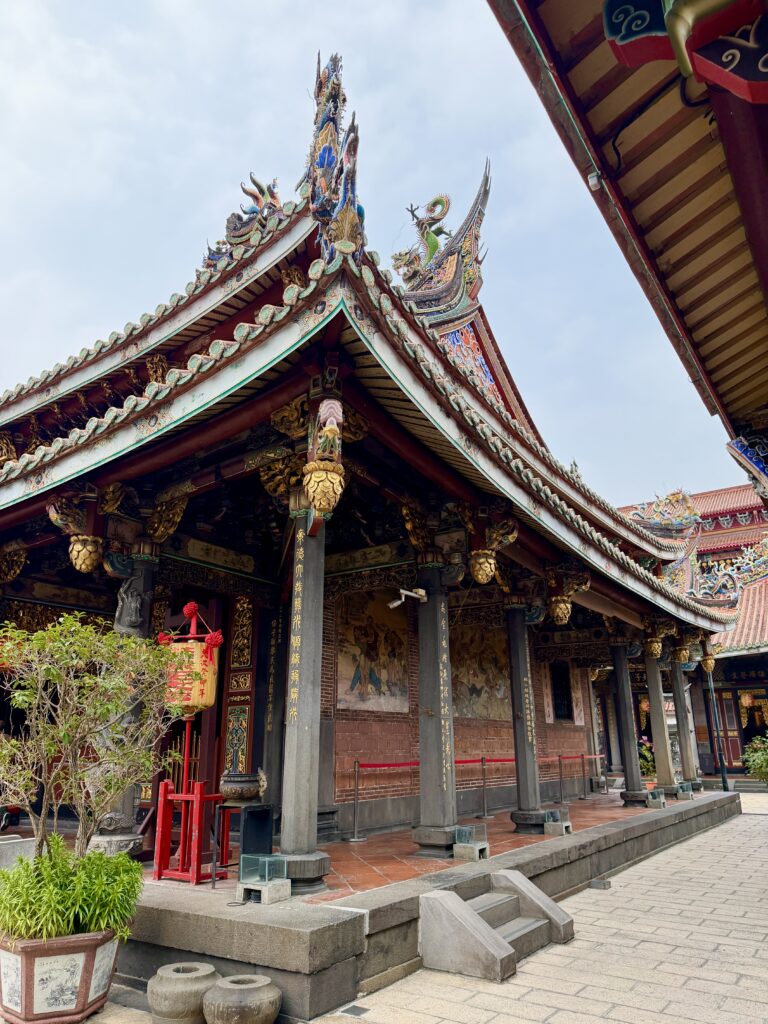 Everything you need to see and do while visiting the beautiful, modern, and ancient city of Taipei, Taiwan.